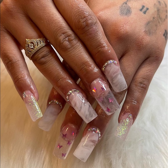 Nails - Picture 6 of 6